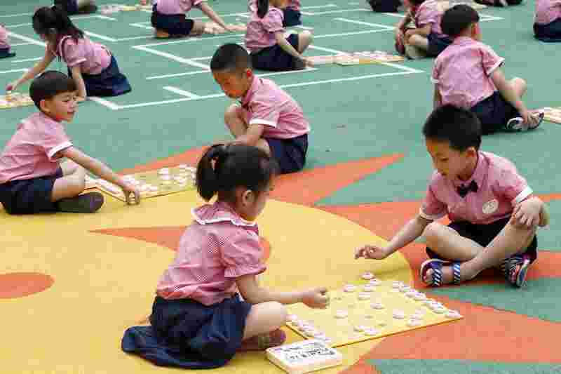参加选拔赛的幼儿园小朋友